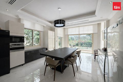 Villa in vendita a Jumeirah Islands, Dubai, EAU 4 camere da letto, 988.2 mq. № 766434 - foto 6