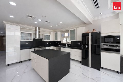 Villa in vendita a Jumeirah Islands, Dubai, EAU 4 camere da letto, 988.2 mq. № 766434 - foto 10