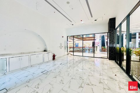 Trgovina u Dubai, UAE 73 m2 Br. 668731 - fotografija 10