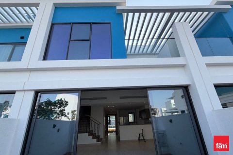 Villetta a schiera a Dubai, EAU 4 camere da letto, 211.5 mq. № 668732