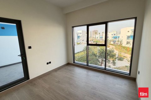 Townhouse sa Dubai, UAE 4 silid-tulugan, 211.5 sq.m. № 668732 - larawan 5