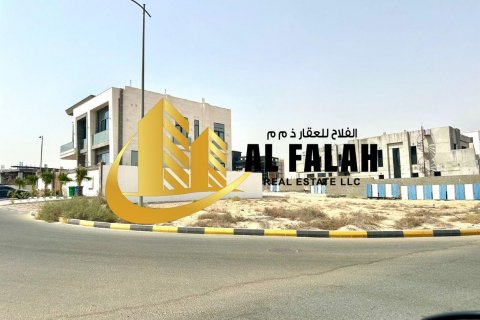 Land in Tilal City, Sharjah, UAE 255 sq.m. № 635537 - photo 10