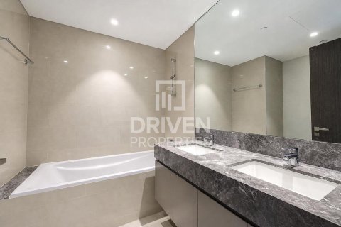 Apartament në Downtown Dubai (Downtown Burj Dubai), Dubai, Emiratet e Bashkuara Arabe 2 dhoma gjumi, 112.78 m2. № 759641 - Foto 21