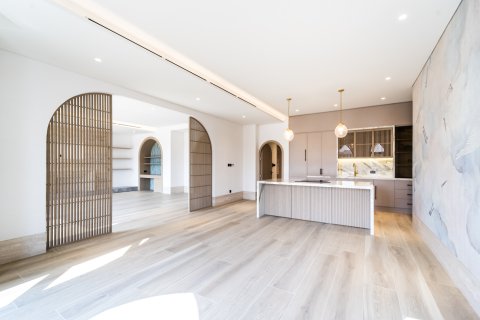 Villa en Palm Jumeirah, Dubai, EAU 4 dormitorios, 465 m² № 751351