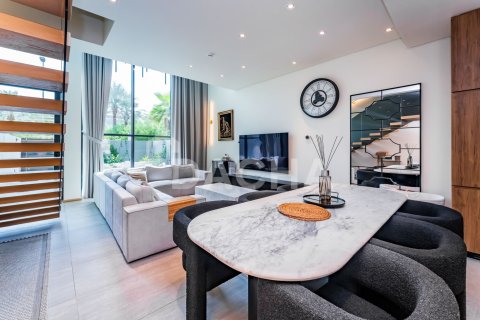 Villa in vendita a Jumeirah Village Circle, Dubai, EAU 3 camere da letto, 202 mq. № 720562 - foto 2