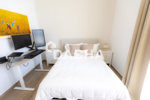 Apartmen di Jumeirah Village Circle, Dubai, UAE 2 bilik tidur, 112 meter persegi № 720561 - foto 16
