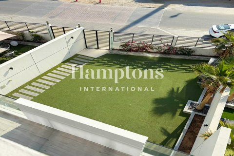 فيلا للإيجار في دائرة قرية جميرا، دبي، الإمارات العربية المتحدة 4 غرفة نوم ، 334.47959993 متر مربع ، رقم 670173 - صورة 1