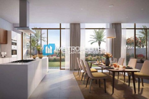 Řadový dům v Abu Dhabi, SAE 3 ložnice, 321.8 m² Č.: 635614 - fotografie 2
