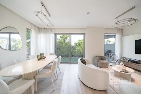 Müüa ridamaja asukohaga Tilal Al Ghaf, Dubai, AÜE: 4 magamistoaga, 221 m² Nr 649523 - pilt 4