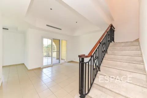 Villa til salgs i Arabian Ranches, Dubai, Emiratene 3 soverom, 206 kvm Nr. 649519 - Foto 4
