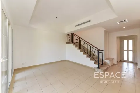 Villa til salgs i Arabian Ranches, Dubai, Emiratene 3 soverom, 206 kvm Nr. 649519 - Foto 8