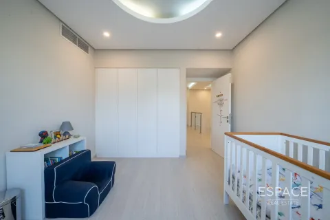 Vila u Meadows, Dubai, UAE 6 spavaćih soba, 457 m2 Br. 649524 - fotografija 8