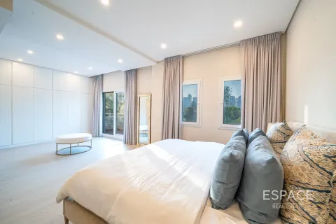 Vila u Meadows, Dubai, UAE 6 spavaćih soba, 457 m2 Br. 649524 - fotografija 10