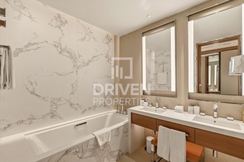 Appartamento in vendita a Downtown Dubai (Downtown Burj Dubai), Dubai, EAU 2 camere da letto, 114.18 mq. № 765431 - foto 11
