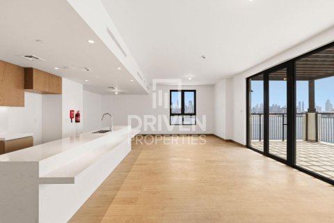 Apartamento para arrendamento em Jumeirah, Dubai, EAU 2 quartos, 185.06 m2 № 745036 - foto 2
