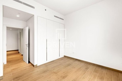 Apartamento para arrendamento em Jumeirah, Dubai, EAU 2 quartos, 185.06 m2 № 745036 - foto 12
