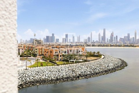 Apartamento para arrendamento em Jumeirah, Dubai, EAU 2 quartos, 185.06 m2 № 745036 - foto 20