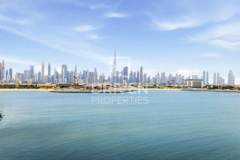Apartamento para arrendamento em Jumeirah, Dubai, EAU 2 quartos, 185.06 m2 № 745036 - foto 1