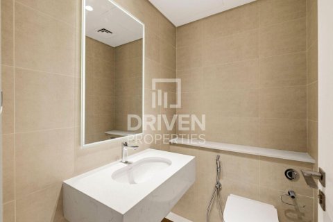 Apartamento para arrendamento em Jumeirah, Dubai, EAU 2 quartos, 185.06 m2 № 745036 - foto 16