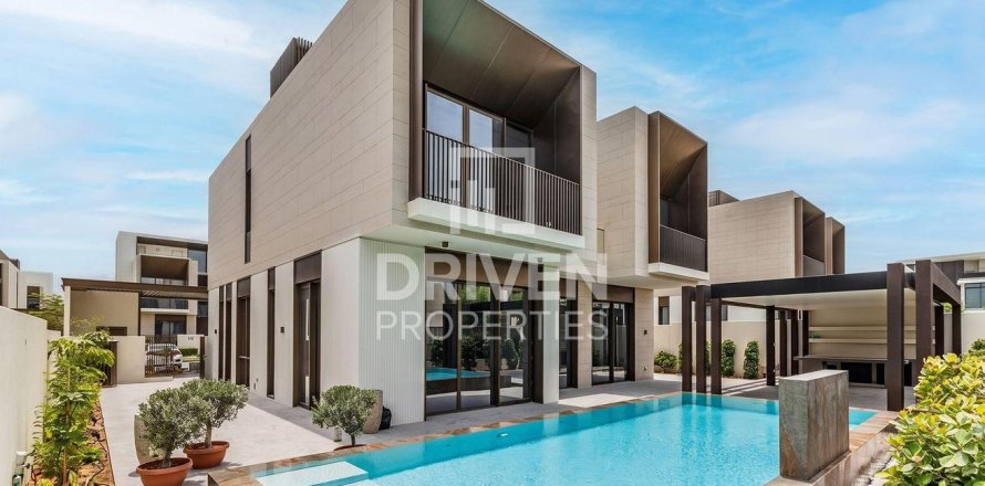 Villa in Dubai Hills Estate, UAE 5 bedrooms, 659.98 sq.m. № 745034