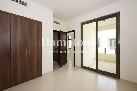 Radhus uthyres i Arabian Ranches, Dubai, UAE 3 sovrum, 283.72018782 kvm Nr. 719034 - fotografi 13