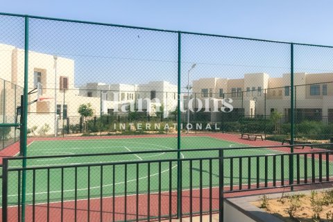 Radhus uthyres i Arabian Ranches, Dubai, UAE 3 sovrum, 283.72018782 kvm Nr. 719034 - fotografi 16
