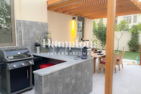 Radhus uthyres i Arabian Ranches, Dubai, UAE 3 sovrum, 283.72018782 kvm Nr. 719034 - fotografi 7