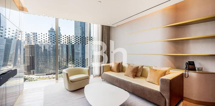 Hotel Apartament në Business Bay, Dubai, Emiratet e Bashkuara Arabe 1 dhomë gjumi, 104 m2. № 642756