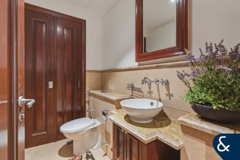 דירה להשכרה ב Old Town, Dubai, איחוד האמירויות  3 חדרי שינה, 181 מ"ר, מספר 697587 - תמונה 30