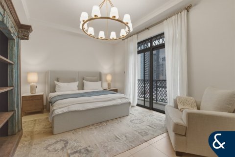 דירה להשכרה ב Old Town, Dubai, איחוד האמירויות  3 חדרי שינה, 181 מ"ר, מספר 697587 - תמונה 13