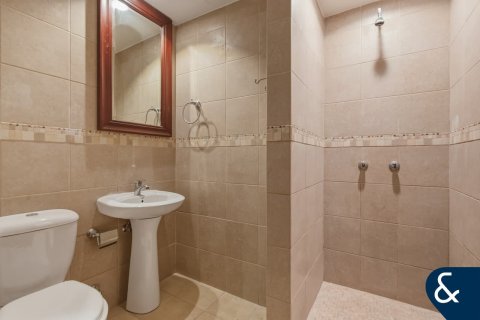 דירה להשכרה ב Old Town, Dubai, איחוד האמירויות  3 חדרי שינה, 181 מ"ר, מספר 697587 - תמונה 29