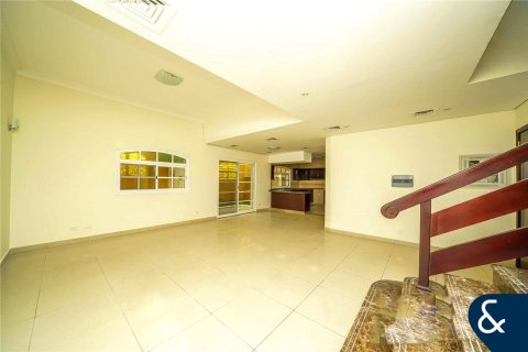 Rumah bandar di Dubai Sports City, UAE 3 bilik tidur, 199 meter persegi № 697585 - foto 10