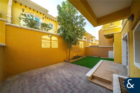 Rumah bandar di Dubai Sports City, UAE 3 bilik tidur, 199 meter persegi № 697585 - foto 3