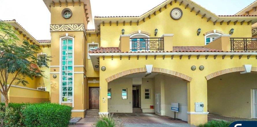 Rumah bandar di Dubai Sports City, UAE 3 bilik tidur, 199 meter persegi № 697585