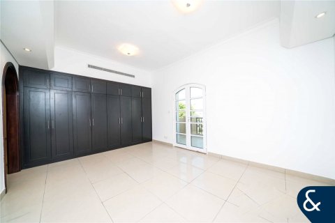 Rumah bandar di Dubai Sports City, UAE 3 bilik tidur, 199 meter persegi № 697585 - foto 11