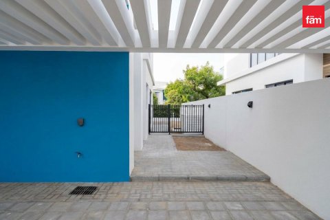 Vilă de închiriat în Dubai, EAU 6 dormitoare, 439.1 mp. №709924 - poză 28