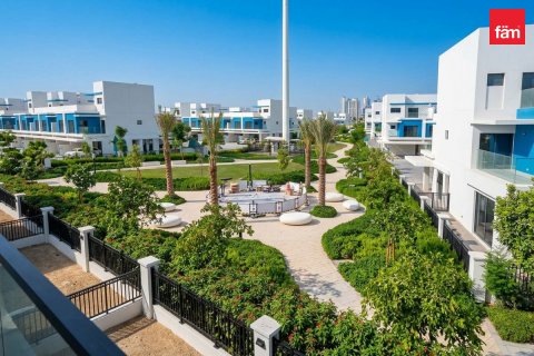 Vilă de închiriat în Dubai, EAU 6 dormitoare, 439.1 mp. №709924 - poză 29
