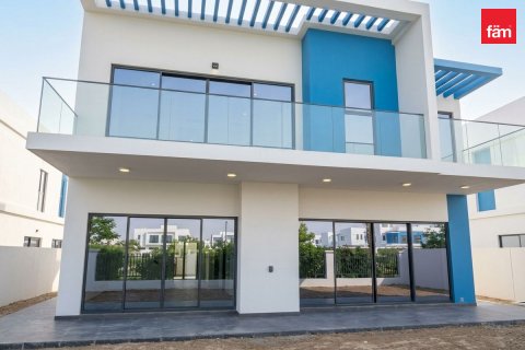 Vilă de închiriat în Dubai, EAU 6 dormitoare, 439.1 mp. №709924 - poză 3