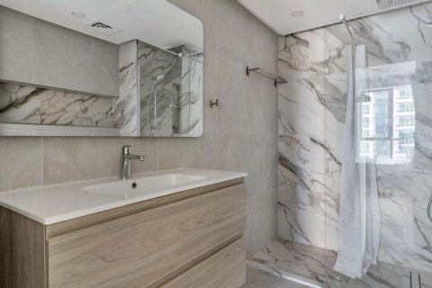 Apartmen di Dubai Marina, Dubai, UAE 2 bilik tidur, 116.91006423 meter persegi № 700519 - foto 16