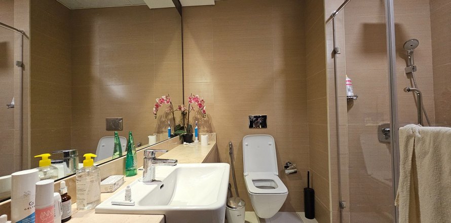 Apartmen di Dubai Marina, Dubai, UAE 1 bilik tidur, 80.3397 meter persegi № 700520