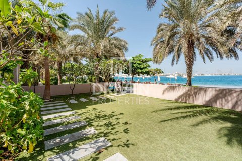Palm Jumeirah, Dubai, UAE의 판매용 빌라 침실 4개, 1079.07제곱미터 번호 744293 - 사진 30