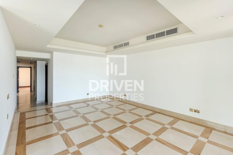 Palm Jumeirah, Dubai, UAE의 판매용 빌라 침실 4개, 1079.07제곱미터 번호 744293 - 사진 12