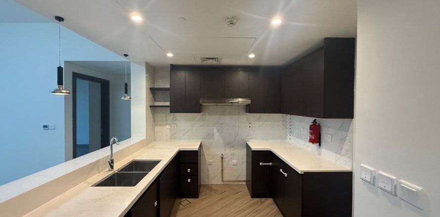 Korter asukohaga Zabeel, Dubai, AÜE: 2 magamistoaga, 118.28 m² Nr 749918