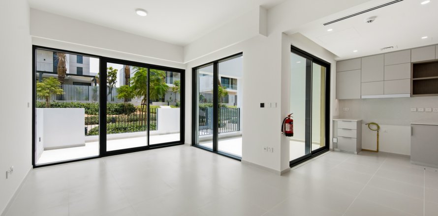 Rumah bandar di Arabian Ranches 3, Dubai, UAE 4 bilik tidur, 145.76 meter persegi № 749916
