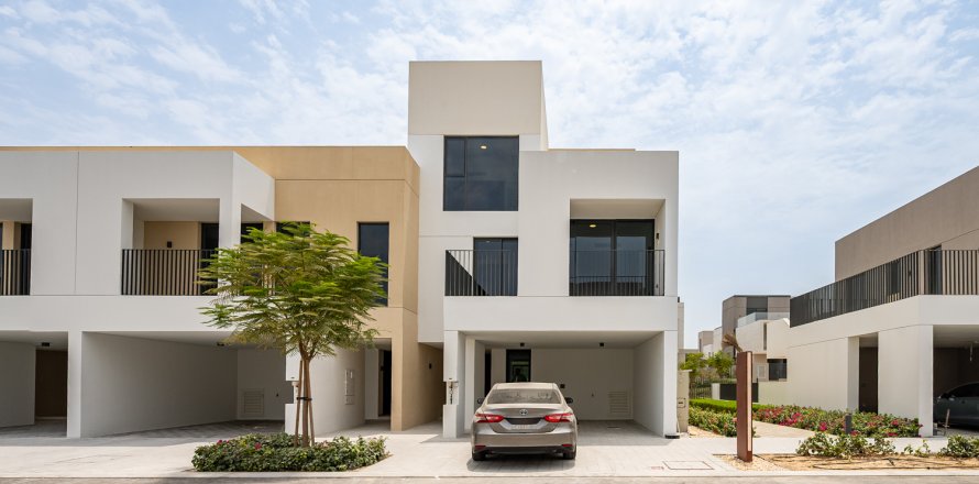 خانه شهری در Arabian Ranches 3، Dubai ، امارات متحده عربی 4 خوابه ، 145.76 متر مربع.  شماره 749916