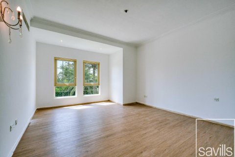 Villa para arrendamento em Jumeirah Islands, Dubai, EAU 5 quartos, 603.87 m2 № 747437 - foto 17