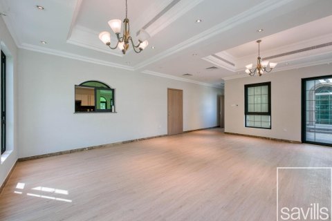 Villa para arrendamento em Jumeirah Islands, Dubai, EAU 5 quartos, 603.87 m2 № 747437 - foto 7
