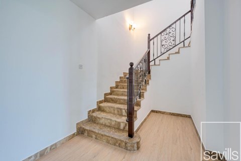 Villa para arrendamento em Jumeirah Islands, Dubai, EAU 5 quartos, 603.87 m2 № 747437 - foto 12