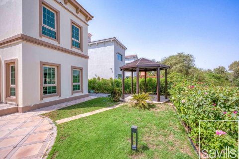 Villa para arrendamento em Jumeirah Islands, Dubai, EAU 5 quartos, 603.87 m2 № 747437 - foto 20
