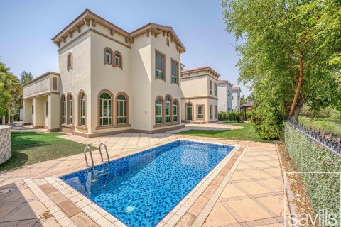 Вилла в Jumeirah Islands, Дубай, ОАЭ 5 спален, 603.87м2 № 747437